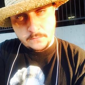 Meet your Posher, Richard